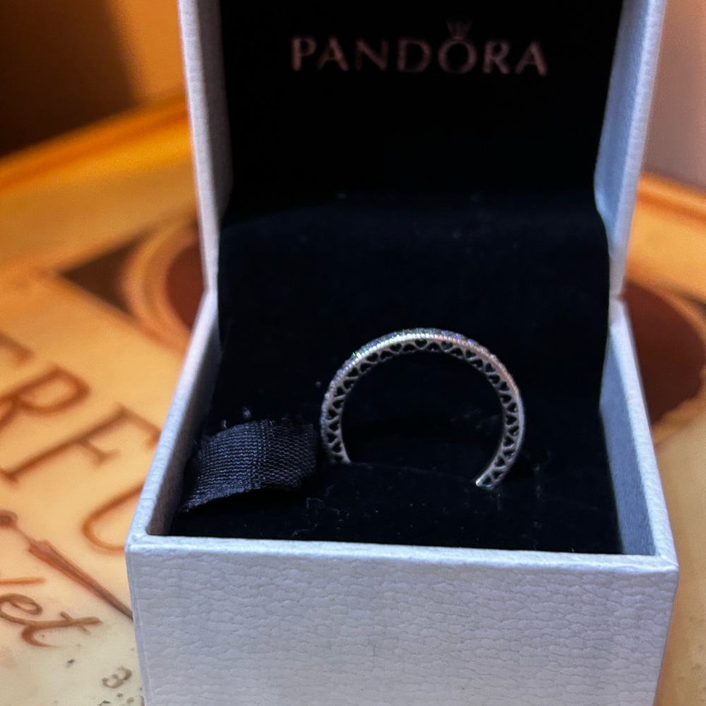 Pandora Ring - Picture 2 of 5